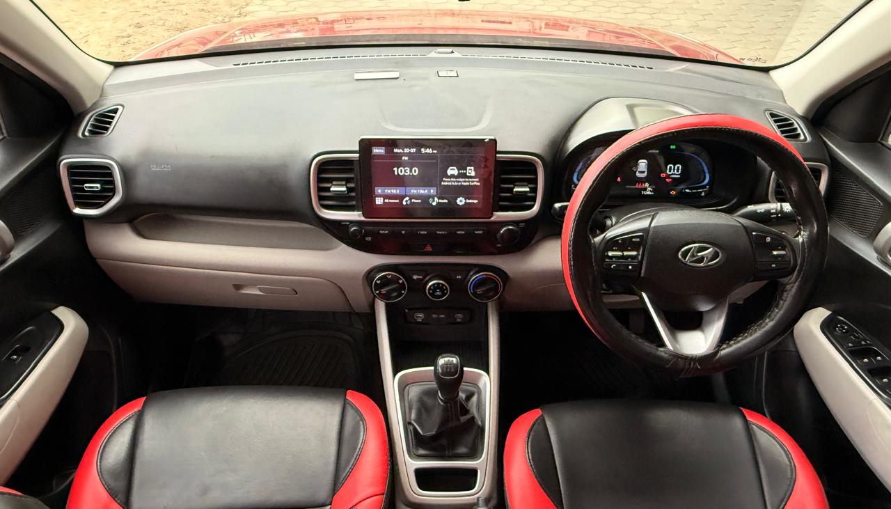 Hyundai Venue - Image 9